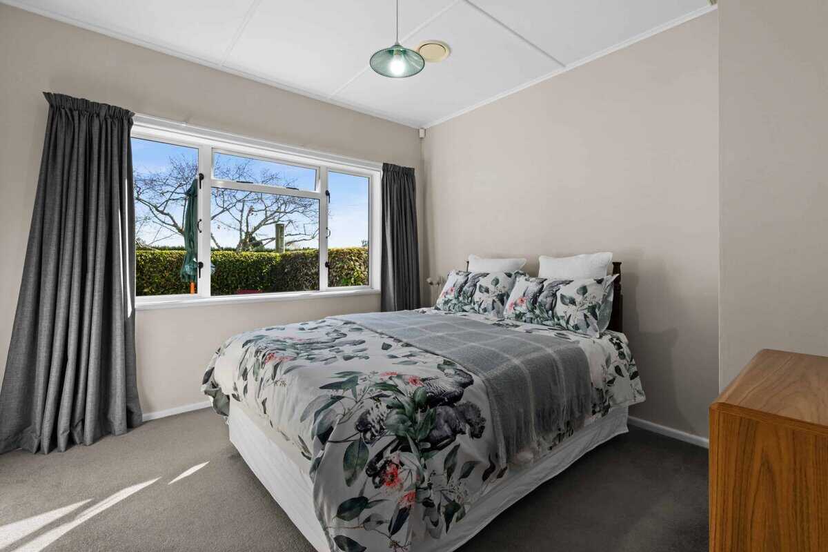 934 riverslea road south 10