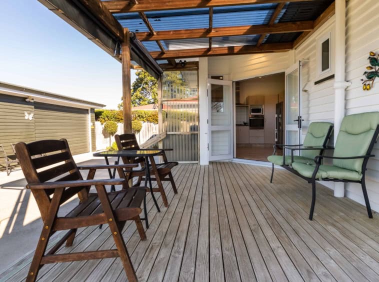 934 riverslea road south 15