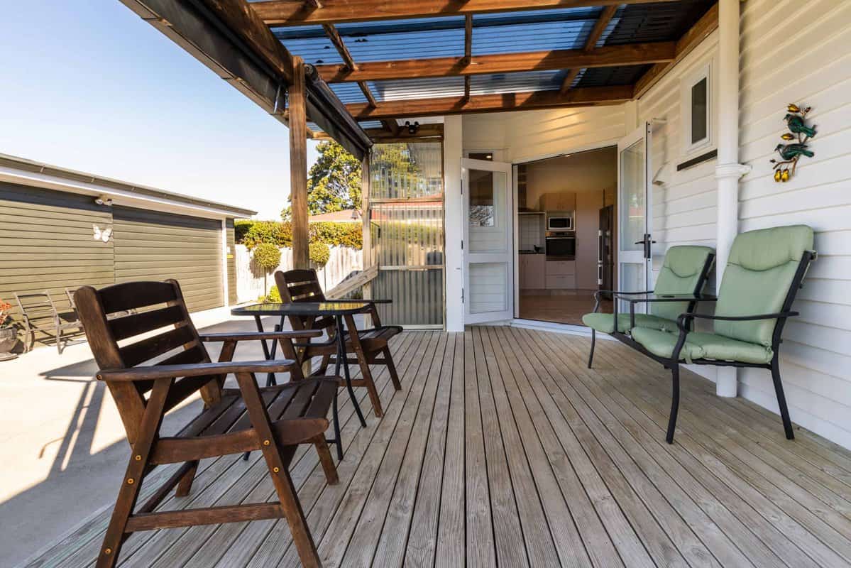 934 riverslea road south 15