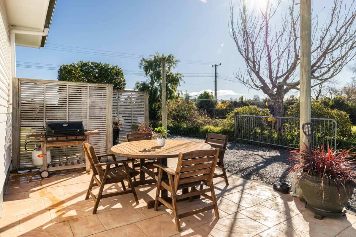934 riverslea road south 20